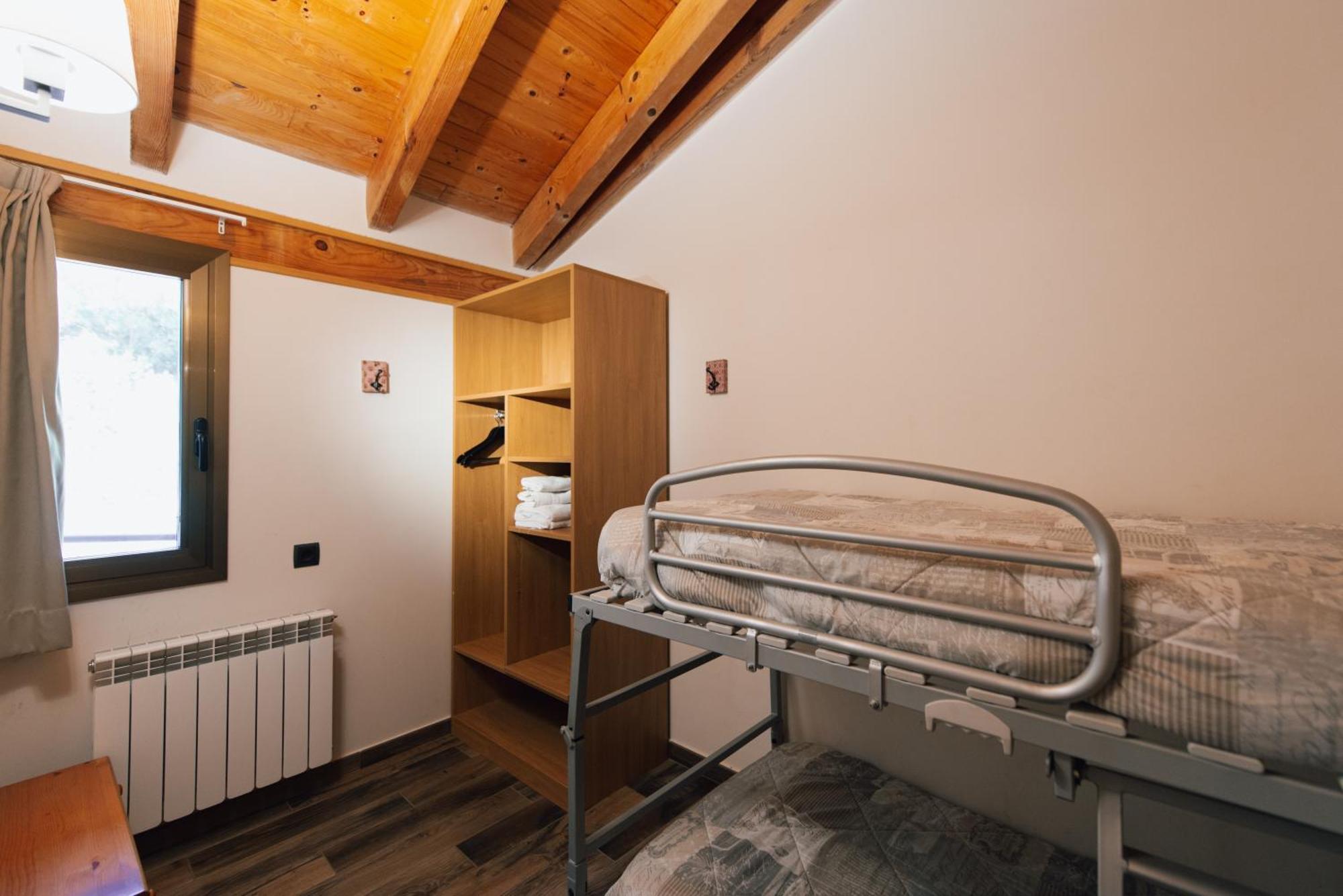 Lo Niu Apartment Ribera de Montardit Ngoại thất bức ảnh
